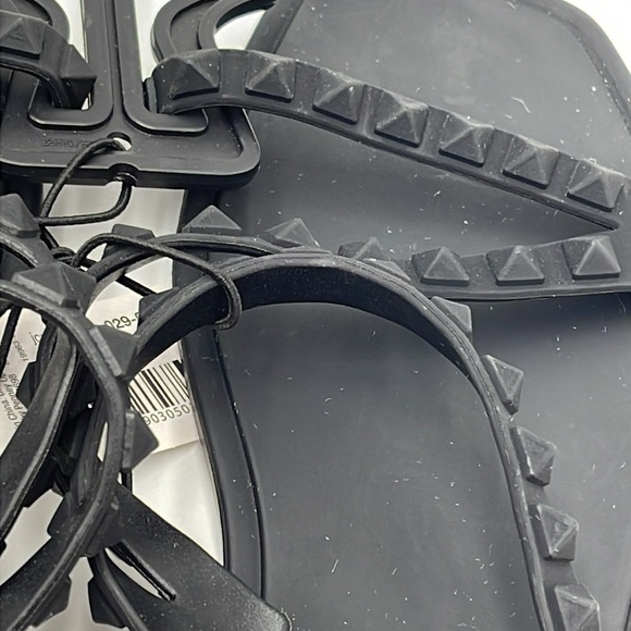 NWT Mixit Women’s Black Jelly Flip-Flops - Size 8 - Picture 3 of 7